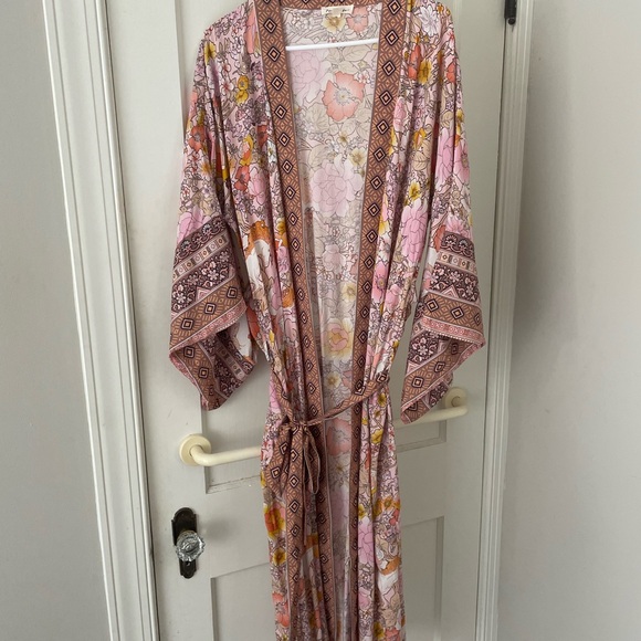 Floral Boho Kimono Robe with Geometric Trim - Picture 5 of 9